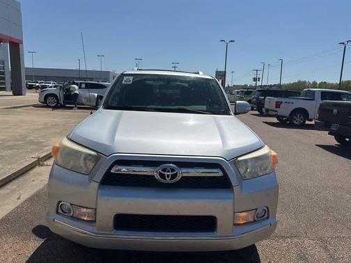 Classic Silver Metallic 2013 Toyota 4Runner SR5