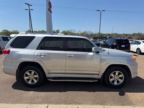 2013 Toyota 4Runner SR5