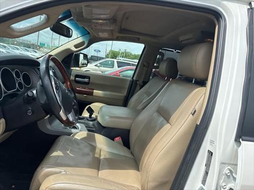 2017 Toyota Sequoia Platinum