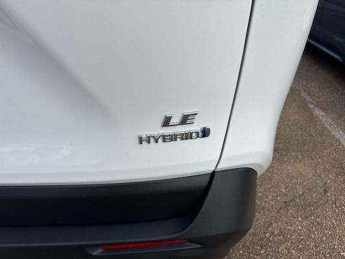 Ice Cap 2024 Toyota RAV4 Hybrid SE
