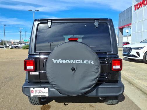 2023 Jeep Wrangler Sport