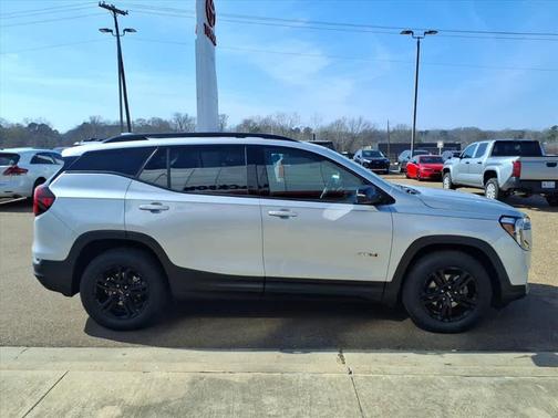 2022 GMC Terrain AWD AT4