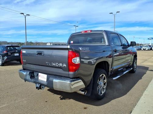 2016 Toyota Tundra SR5