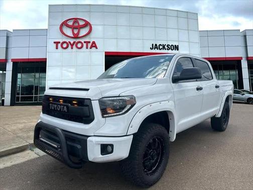 2015 Toyota Tundra SR5