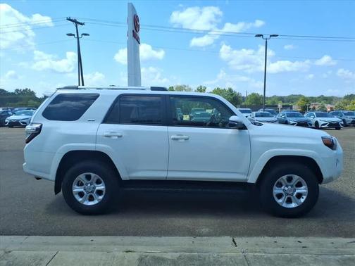 2024 Toyota 4Runner SR5 Premium