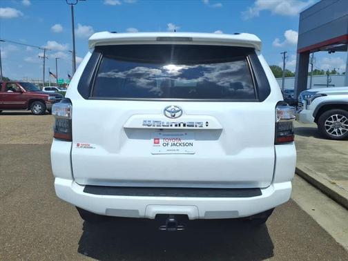 2024 Toyota 4Runner SR5 Premium