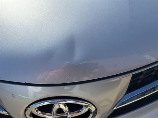 Classic Silver Metallic 2015 Toyota RAV4 LE