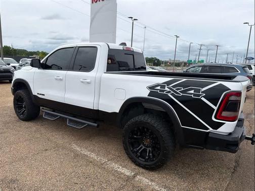 Bright White Clearcoat 2019 RAM 1500 Rebel