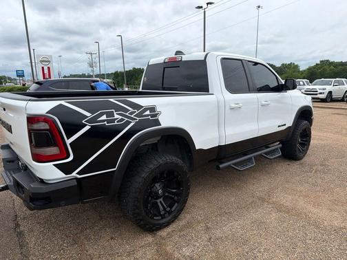 Bright White Clearcoat 2019 RAM 1500 Rebel