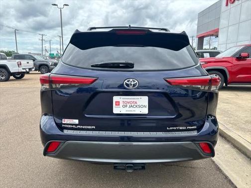 2022 Toyota Highlander Limited
