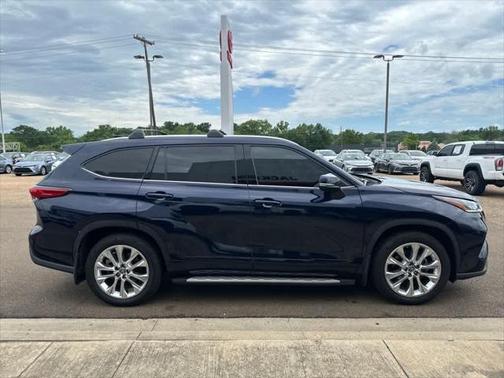 2022 Toyota Highlander Limited