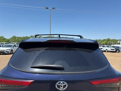 2022 Toyota Highlander Limited