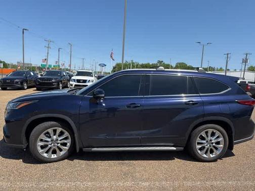 2022 Toyota Highlander Limited