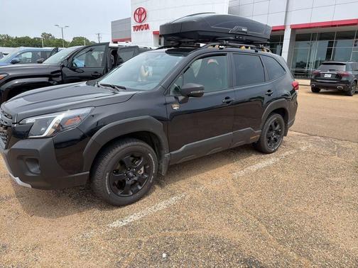 Crystal Black Silica 2025 Subaru Forester Wilderness