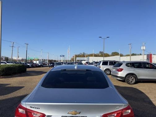 2017 Chevrolet Malibu 1LT