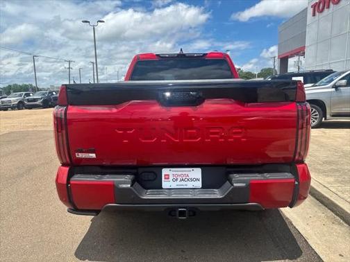 2024 Toyota Tundra Hybrid Platinum