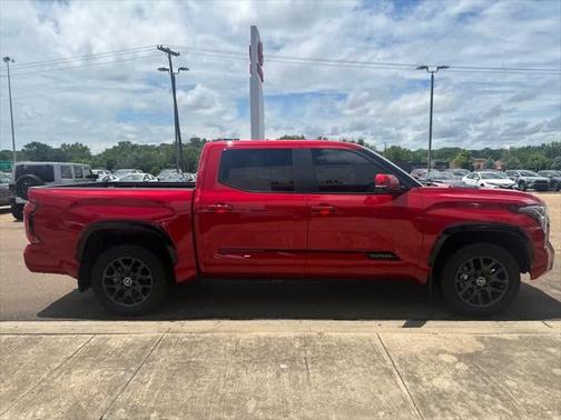 2024 Toyota Tundra Hybrid Platinum