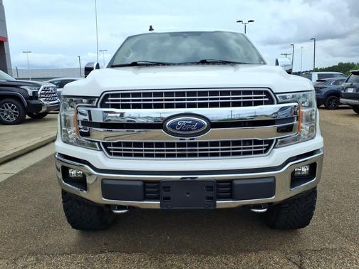 STAR WHITE METALLIC TRI-COAT 2020 Ford F-150 Lariat