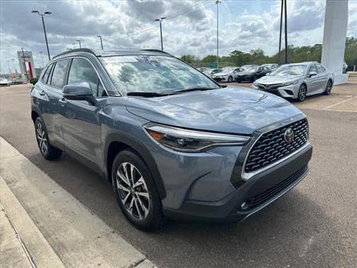 2024 Toyota Corolla Cross XLE