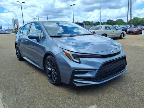 Celestite 2023 Toyota Corolla SE