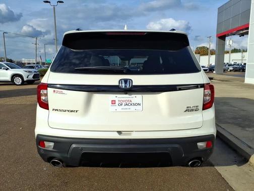 2019 Honda Passport Elite