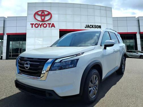 Glacier White 2025 Nissan Pathfinder SV FWD