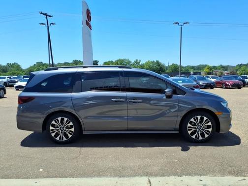 Modern Steel Metallic 2025 Honda Odyssey Elite