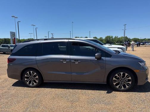 Modern Steel Metallic 2025 Honda Odyssey Elite