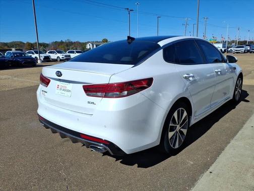 2016 Kia Optima SXL Turbo