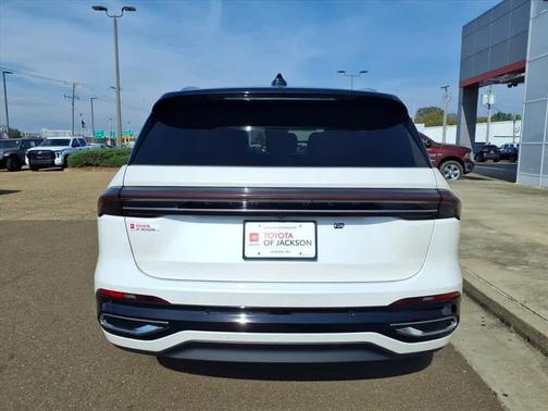 2024 Lincoln Nautilus Reserve