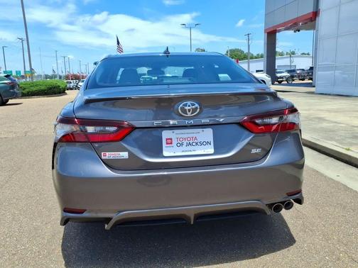 Predawn Gray Mica 2024 Toyota Camry SE