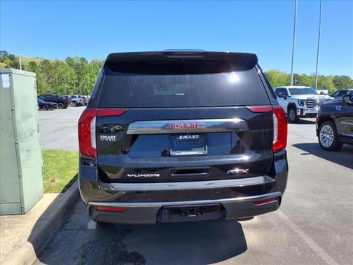 2023 GMC Yukon XL 4WD AT4
