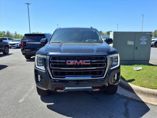 2023 GMC Yukon XL 4WD AT4