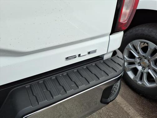 2026 GMC Sierra 2500 SLE