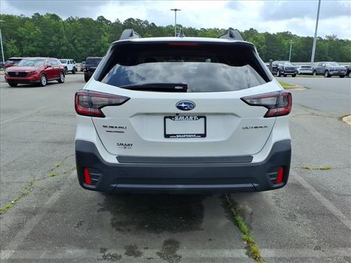 Crystal White Pearl 2020 Subaru Outback Premium