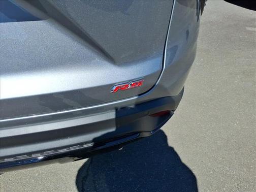 Sterling Gray Metallic 2026 Chevrolet Trax FWD 2RS