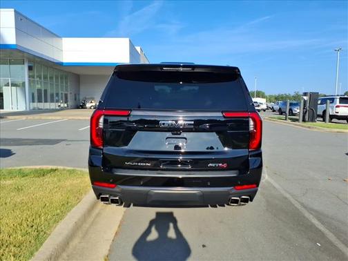 Onyx Black 2025 GMC Yukon 4WD AT4 Ultimate
