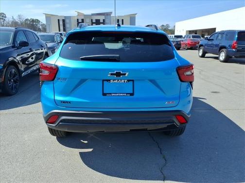 Marina Blue Metallic 2026 Chevrolet Trax FWD 2RS
