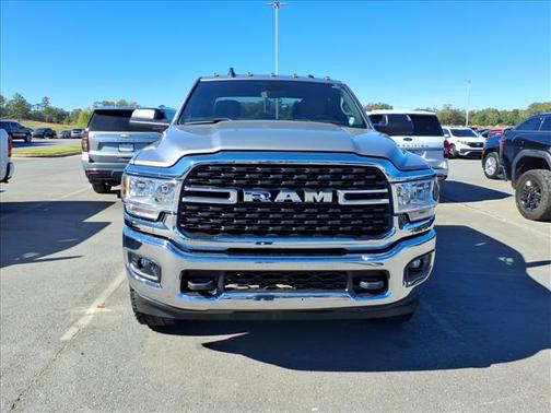 2022 RAM 2500 Big Horn Crew Cab 4x4 6'4' Box