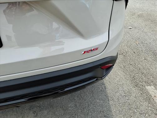 White Sands 2026 Chevrolet Trax FWD 1RS