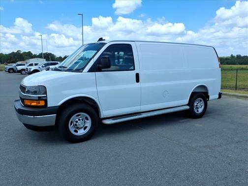 Summit White 2025 Chevrolet Express 2500 Work Van