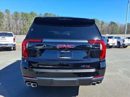 2026 GMC Yukon 4WD AT4