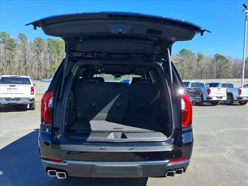 2026 GMC Yukon 4WD AT4