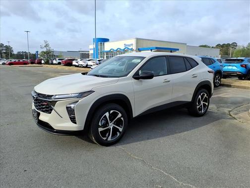 White Sands 2026 Chevrolet Trax FWD 1RS