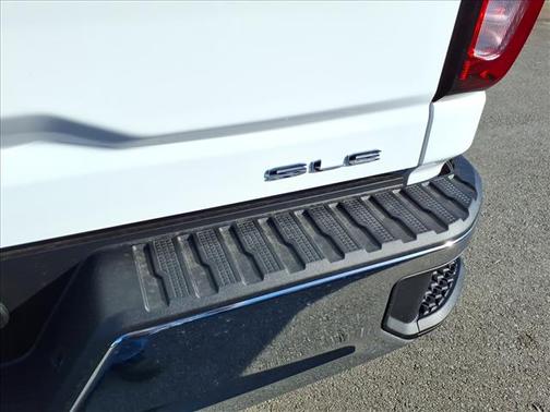 2026 GMC Sierra 2500 SLE