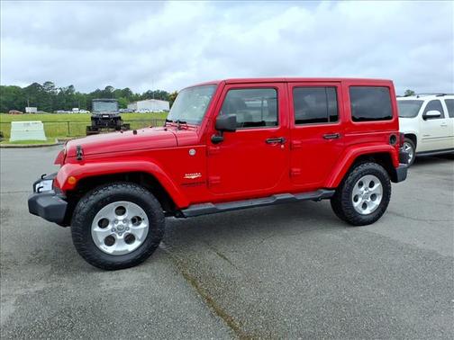 Flame Red Clearcoat 2014 Jeep Wrangler Unlimited Sahara