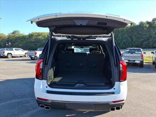 2026 GMC Yukon XL 4WD AT4 Ultimate