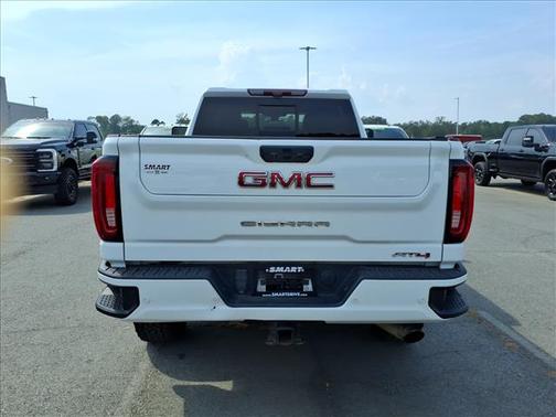 2022 GMC Sierra 2500 AT4