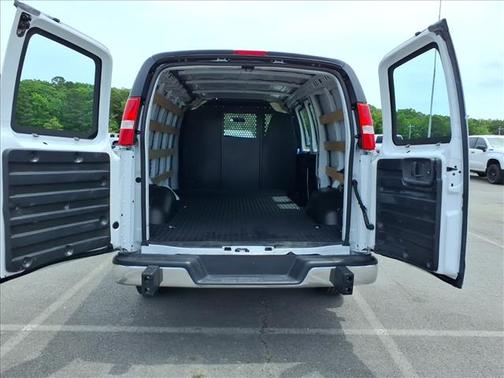 Summit White 2024 Chevrolet Express 2500 Work Van