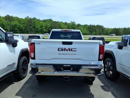 Summit White 2026 GMC Sierra 2500 SLE